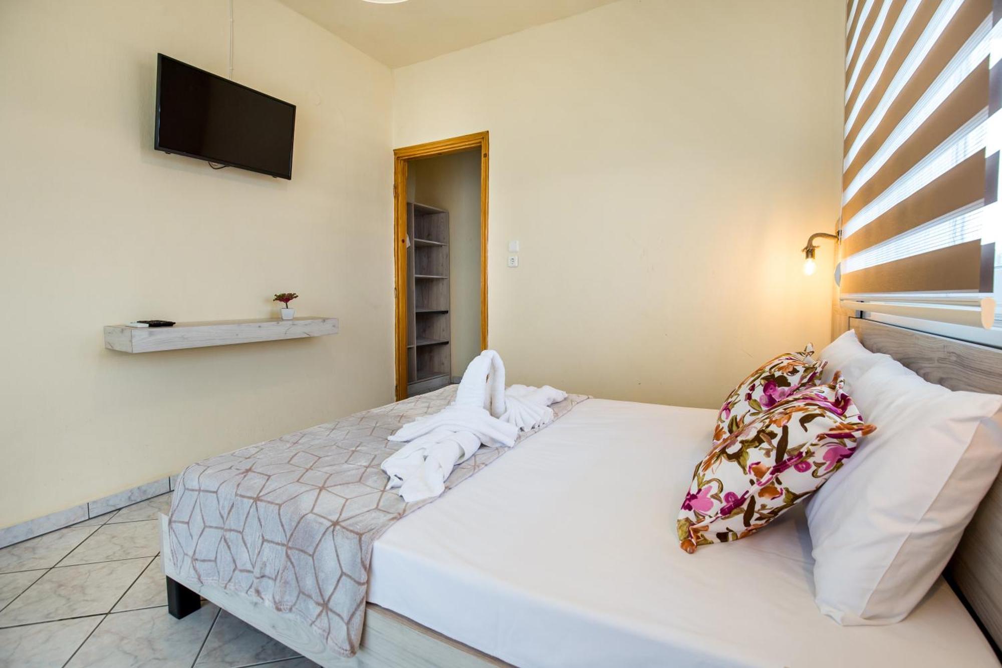 Ianos Apartments Потос Екстер'єр фото
