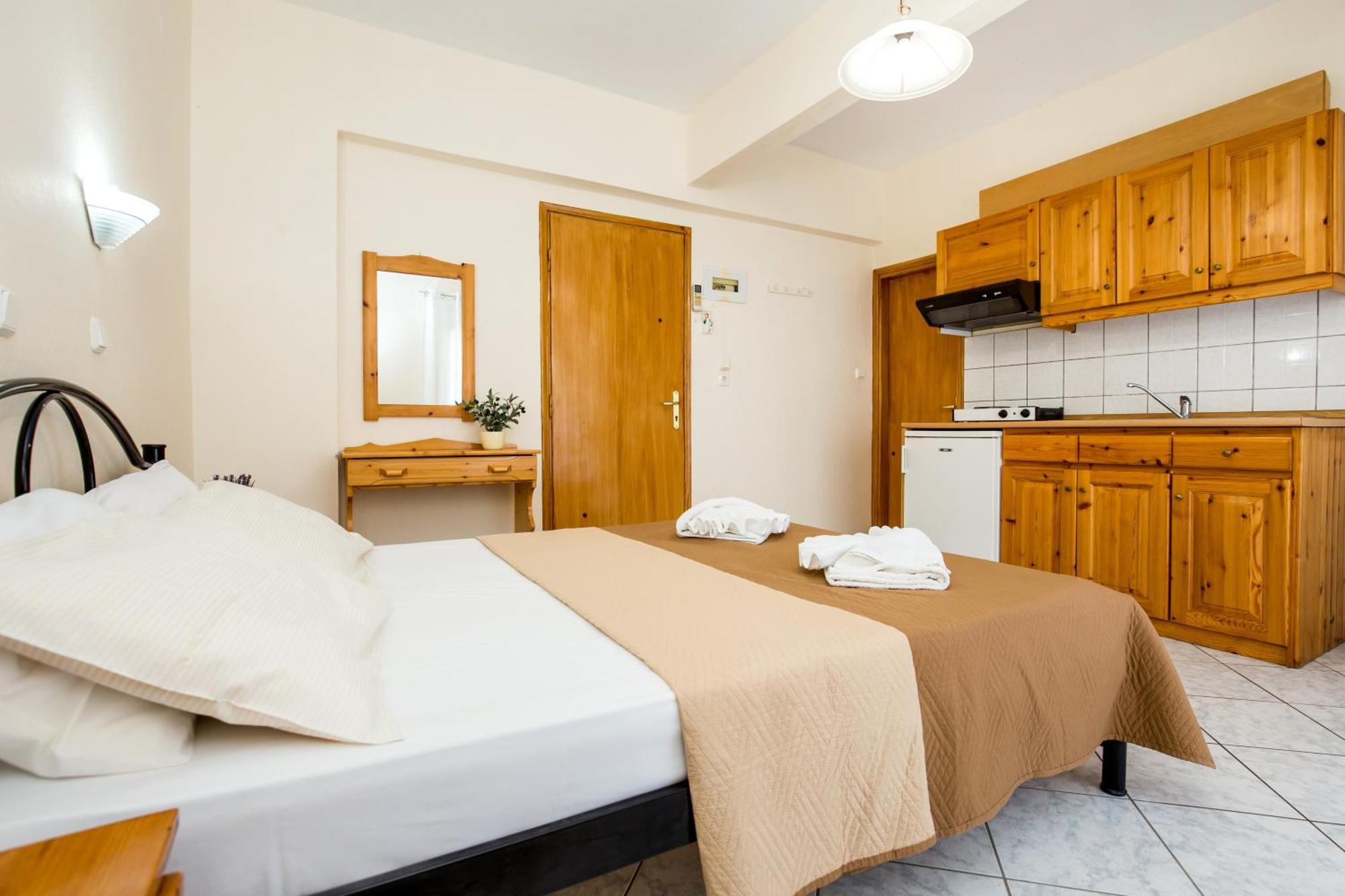 Ianos Apartments Потос Екстер'єр фото