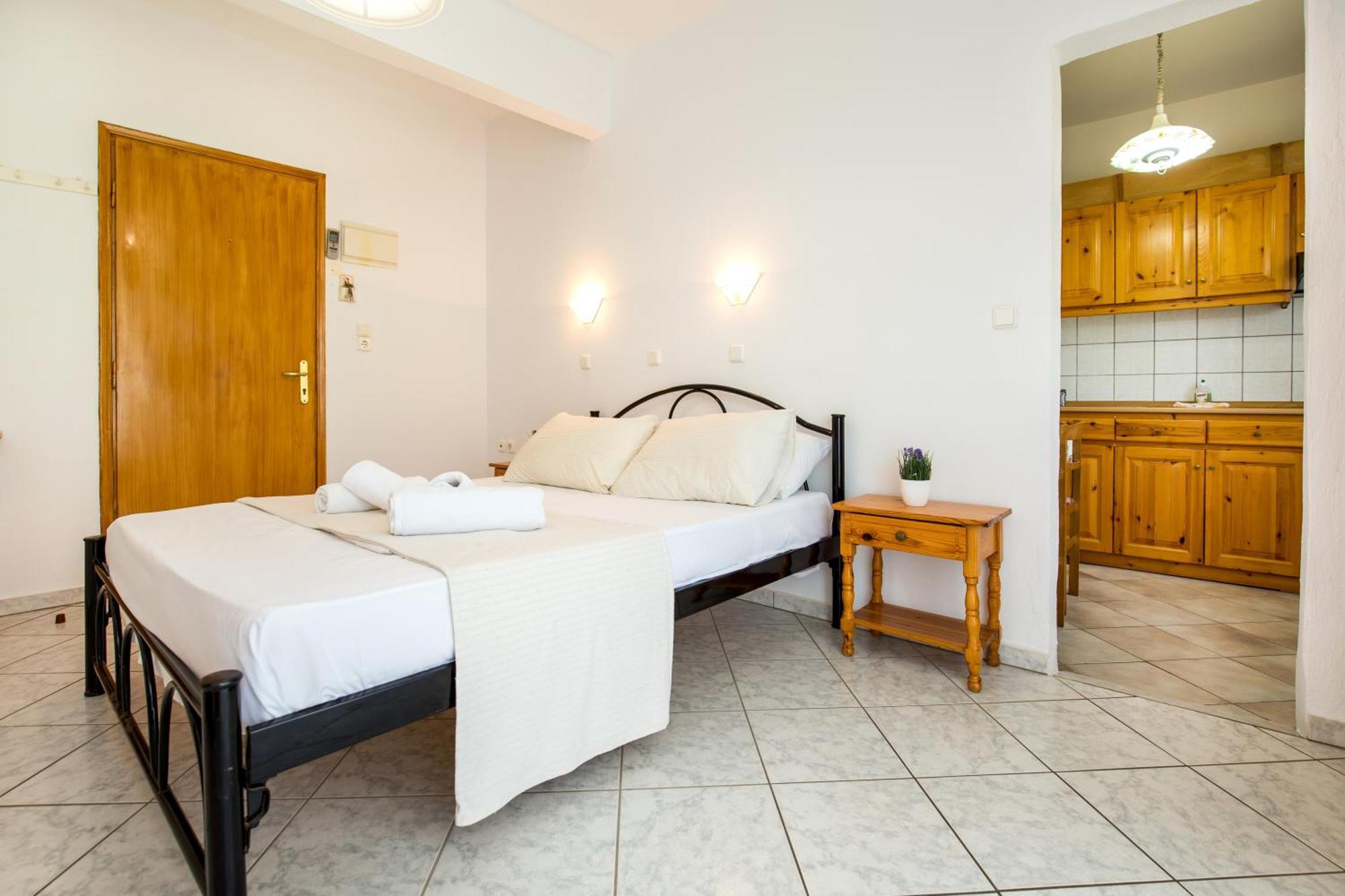 Ianos Apartments Потос Екстер'єр фото