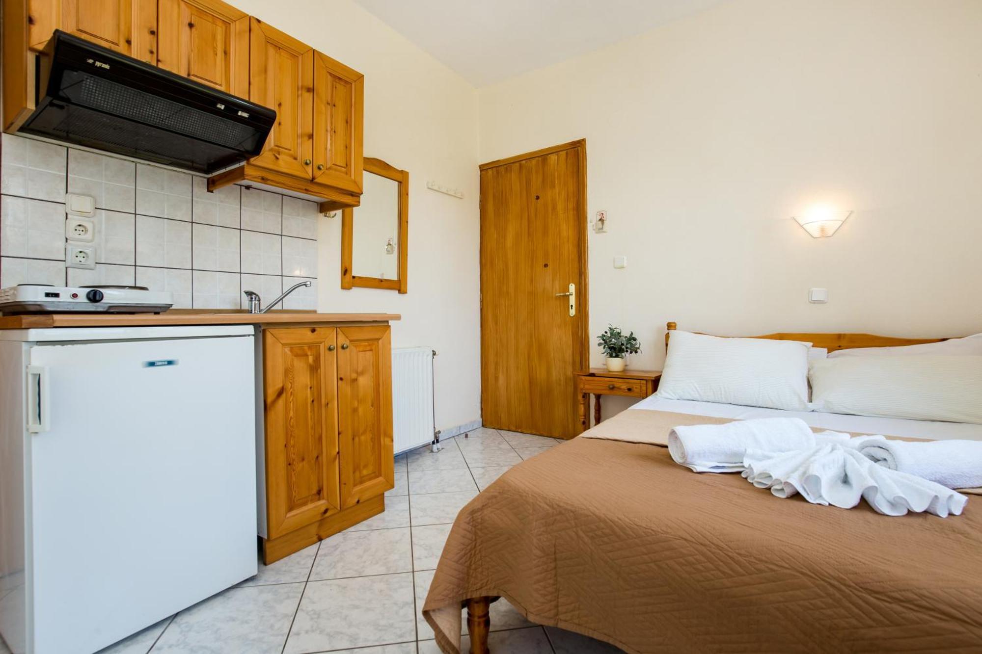 Ianos Apartments Потос Екстер'єр фото