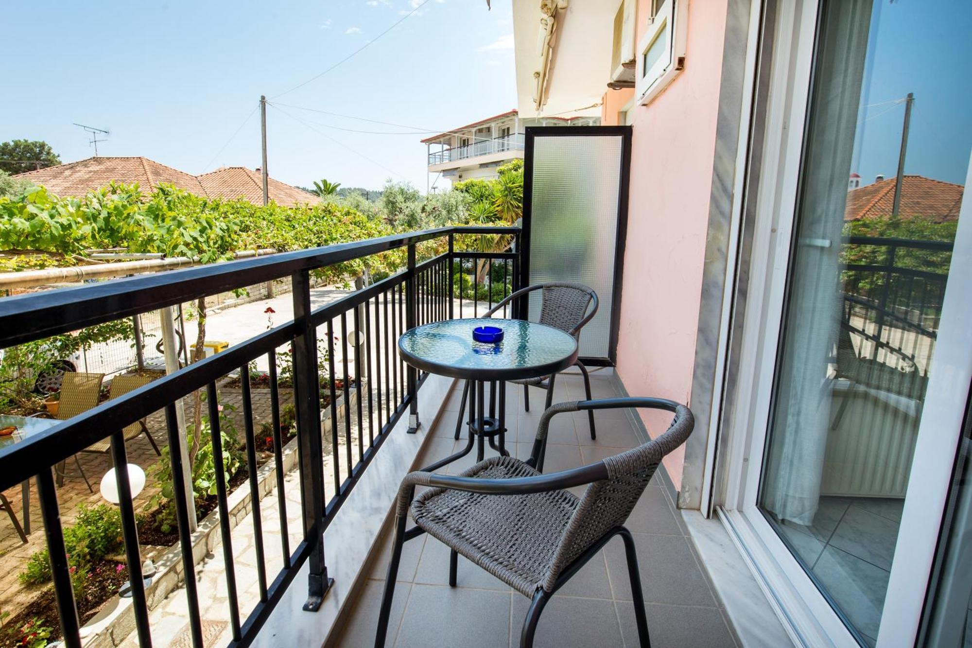 Ianos Apartments Потос Екстер'єр фото
